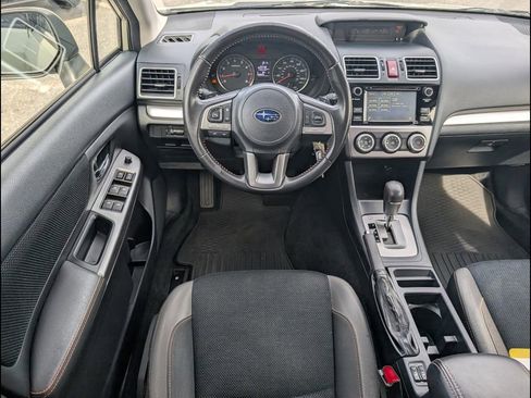 Used 2017 Subaru Crosstrek 2.0i Premium w/ Popular Package #2 image 9