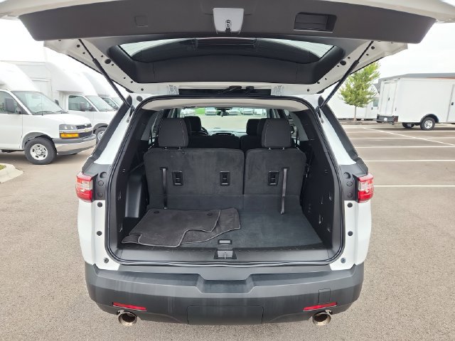 Used 2020 Chevrolet Traverse LS FWD image 31