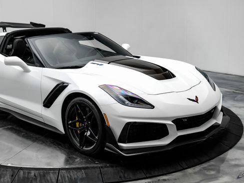 Used 2019 Chevrolet Corvette ZR1 image 33