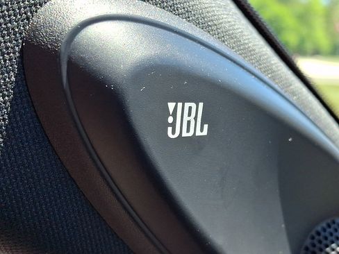 Used 2024 Toyota Highlander Platinum AWD/4WD image 30