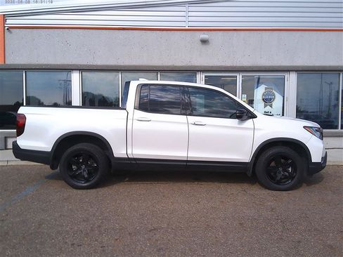Used 2023 Honda Ridgeline Black Edition image 5
