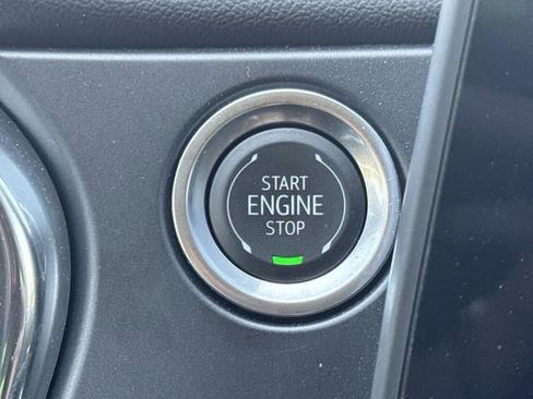 Certified 2024 Chevrolet Blazer LT w/ Convenience Package image 18