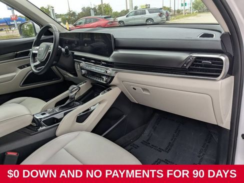 Used 2025 Kia Telluride S FWD image 29