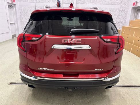 Used 2019 GMC Terrain SLT w/ Preferred Package AWD/4WD image 5