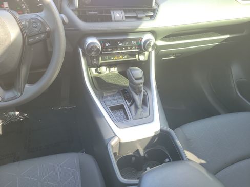 Used 2025 Toyota RAV4 XLE w/ Convenience Package FWD image 20