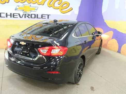 Used 2017 Chevrolet Cruze LT w/ LT True North Edition FWD image 8