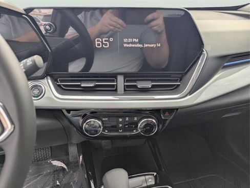 New 2026 Chevrolet Trax LT w/ Driver Confidence Package image 16