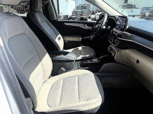 Used 2020 Ford Escape SE AWD/4WD image 14