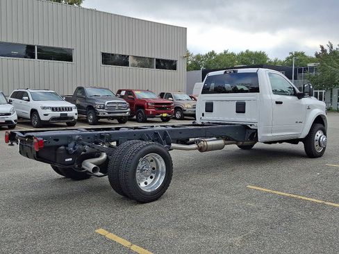 New 2026 RAM 5500 4x4 Regular Cab image 4