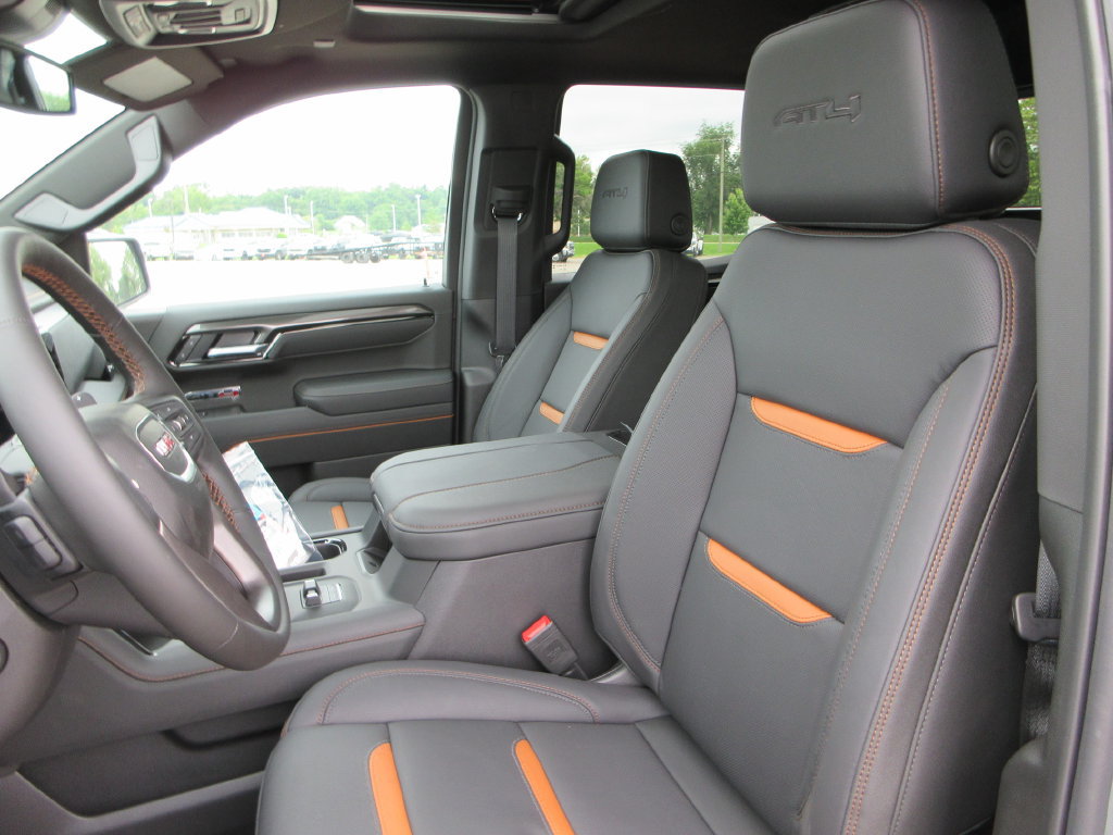 New 2026 GMC Sierra 1500 AT4 w/ AT4 Premium Package AWD/4WD image 16