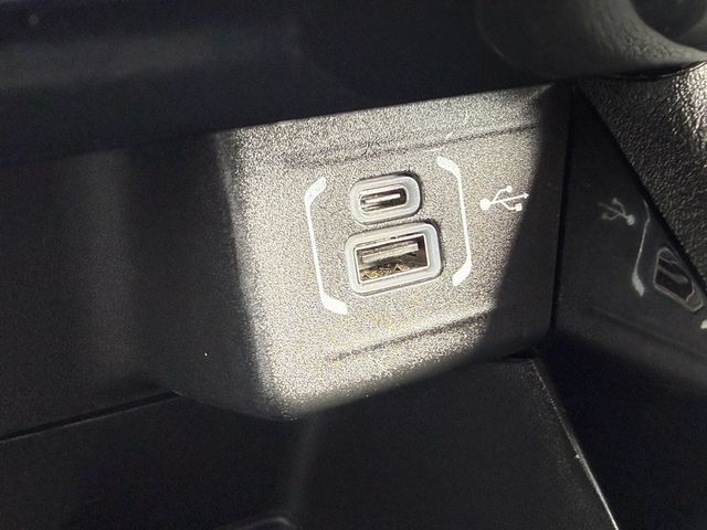 Used 2025 Jeep Compass Limited AWD/4WD image 18