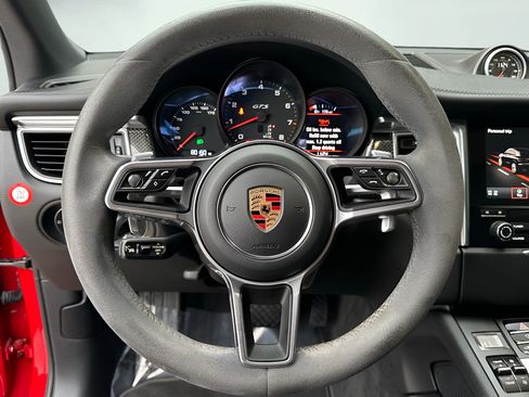 Used 2017 Porsche Macan GTS AWD/4WD image 34