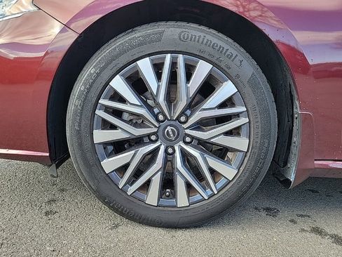 Used 2023 Nissan Altima 2.5 SV image 9