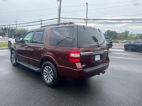 Used 2016 Ford Expedition XLT w/ Equipment Group 201A AWD/4WD image 2