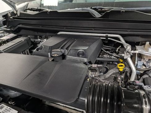 Certified 2024 Chevrolet Colorado ZR2 w/ Safety Package AWD/4WD image 27