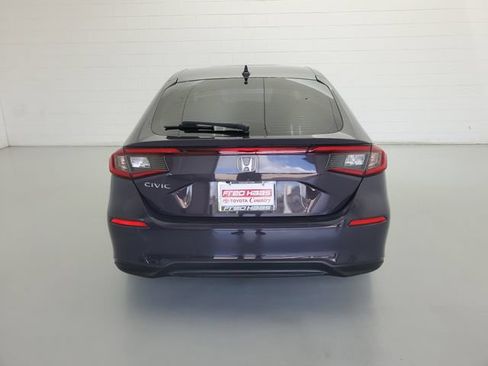 Used 2023 Honda Civic EX-L image 6