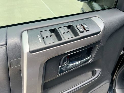 Used 2023 Toyota 4Runner SR5 Premium w/ Moonroof Package RWD image 11