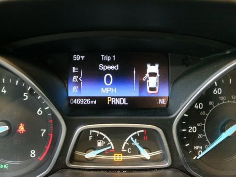 Used 2017 Ford Focus SE FWD image 21