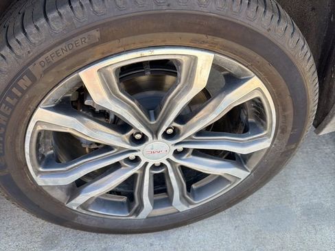 Used 2020 GMC Terrain Denali w/ Denali Premium Package image 14