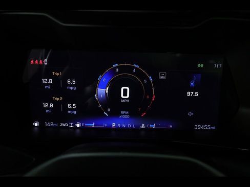 Used 2024 Chevrolet Colorado LT w/ LT Convenience Package III AWD/4WD image 27