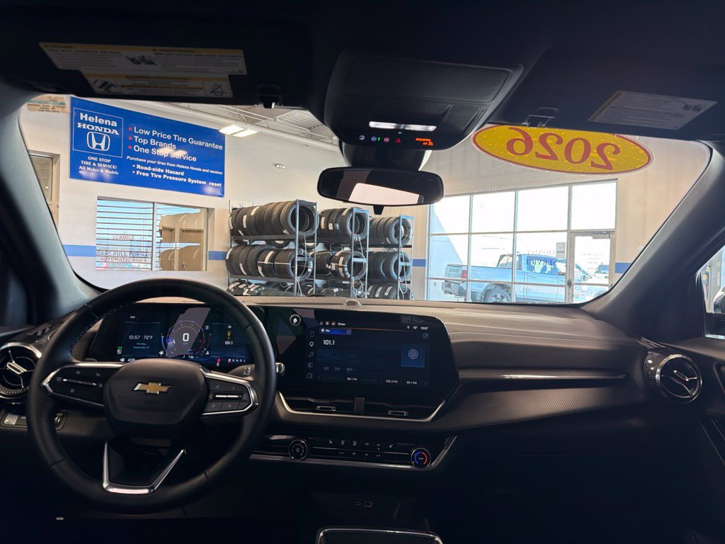 Used 2026 Chevrolet Equinox LT AWD/4WD image 9