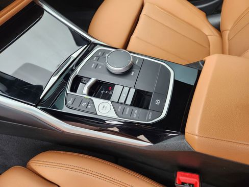Used 2023 BMW 330e w/ Premium Package RWD image 19