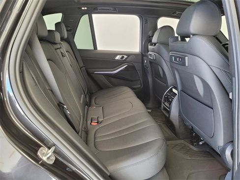 Used 2021 BMW X5 xDrive40i w/ Premium Package 2 image 23