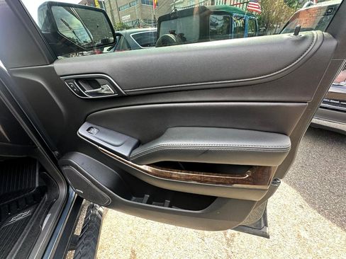Used 2019 Chevrolet Tahoe LT AWD/4WD image 21