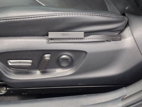 Used 2024 Toyota Camry XLE FWD image 18