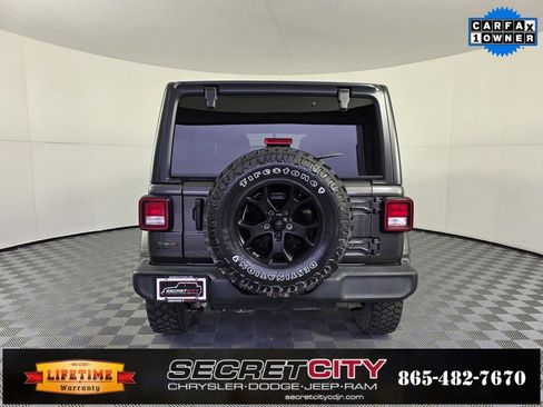 Used 2022 Jeep Wrangler Unlimited Willys image 6