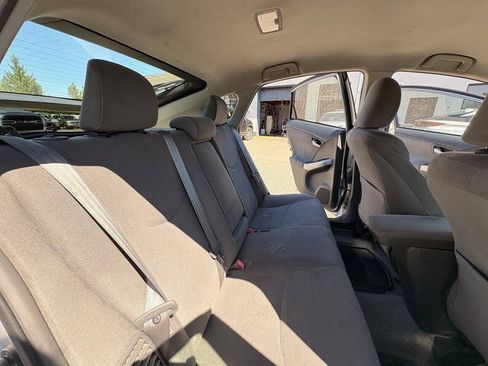 Used 2010 Toyota Prius Two FWD image 21