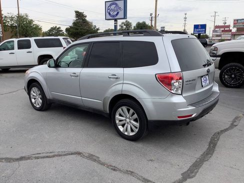 Used 2011 Subaru Forester 2.5X Limited AWD/4WD image 16