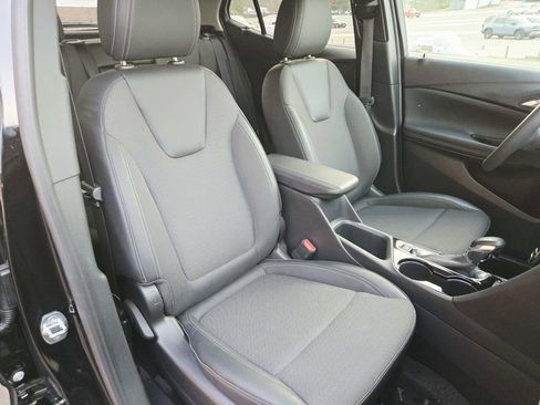 Used 2022 Buick Encore GX Select w/ Sport Touring Package image 15