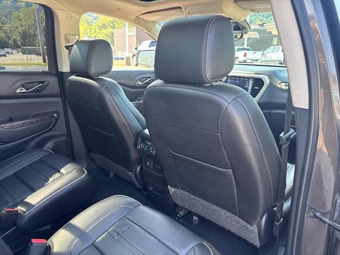 Used 2020 GMC Acadia Denali AWD/4WD image 32