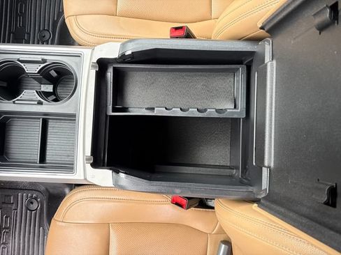 Used 2022 Ford F350 Lariat AWD/4WD image 25