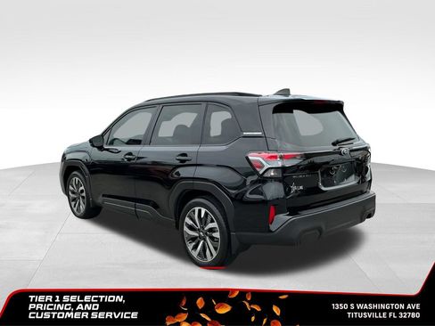 Used 2025 Subaru Forester Touring w/ Popular Package - Touring AWD/4WD image 4