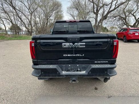 Used 2025 GMC Sierra 2500 Denali Ultimate AWD/4WD image 7