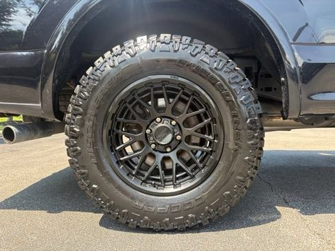 Used 2020 Ford F150 XLT w/ Equipment Group 302A Luxury AWD/4WD image 14