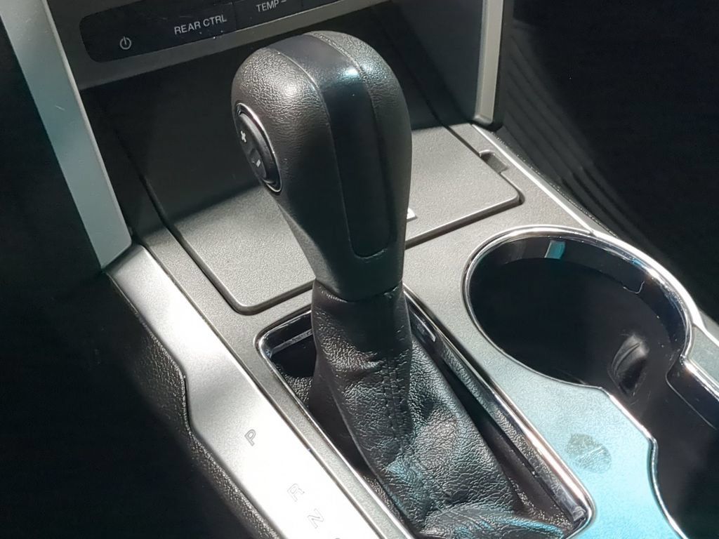 Used 2015 Ford Explorer FWD image 32