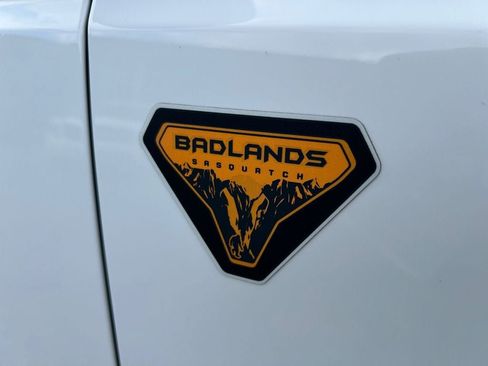 Used 2023 Ford Bronco Badlands w/ Sasquatch Package AWD/4WD image 35