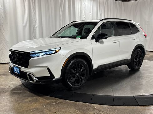 Used 2023 Honda CR-V Sport Touring image 1