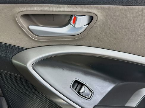 Used 2017 Hyundai Santa Fe SE w/ SE Premium Package 02 image 30