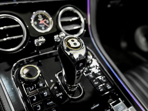 Used 2020 Bentley Continental GT image 27