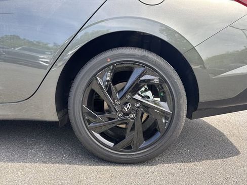 New 2026 Hyundai Elantra SEL Sport Premium FWD image 19