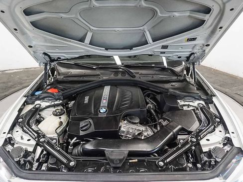 Used 2018 BMW M2 image 27