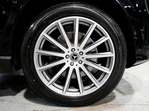 Used 2021 Mercedes-Benz GLS 580 4MATIC image 28