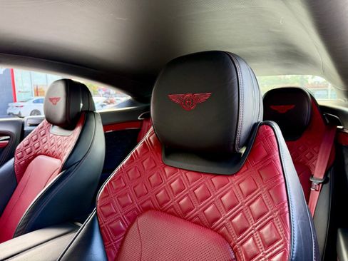 Used 2020 Bentley Continental GT V8 First Edition image 19