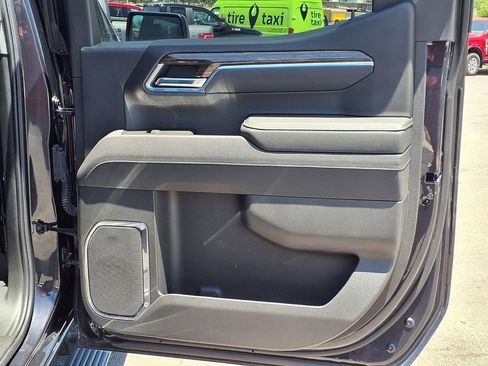 Used 2025 GMC Sierra 1500 Elevation AWD/4WD image 14