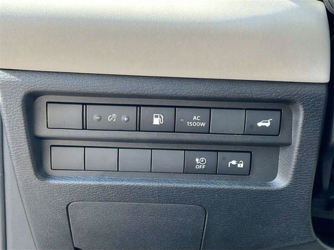 New 2025 Mitsubishi Outlander SEL image 12