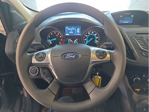 Used 2015 Ford Escape S image 27